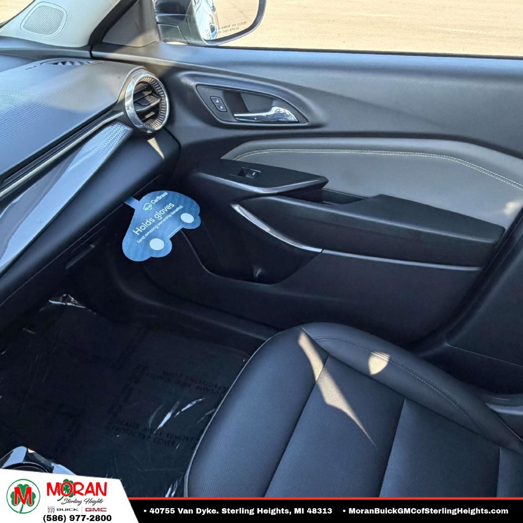 Certified 2024 Chevrolet Trax ACTIV w/ Sunroof Package FWD image 30