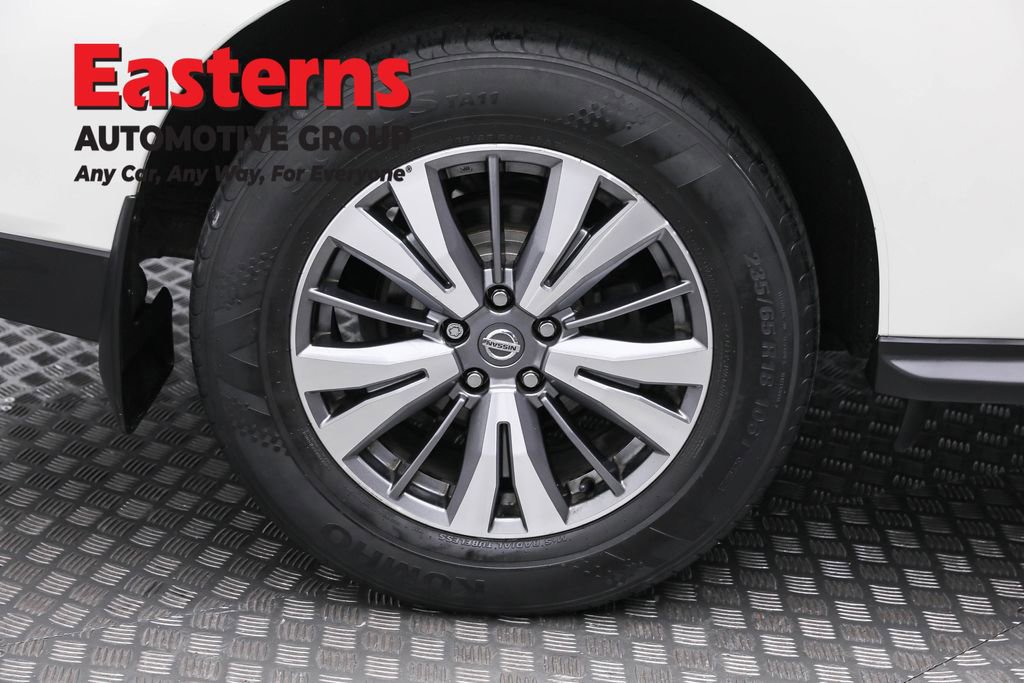 Used 2020 Nissan Pathfinder SL AWD/4WD image 35