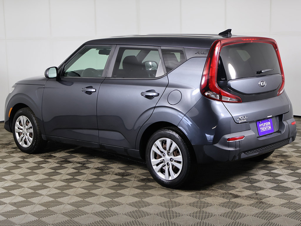 Used 2020 Kia Soul LX FWD image 6