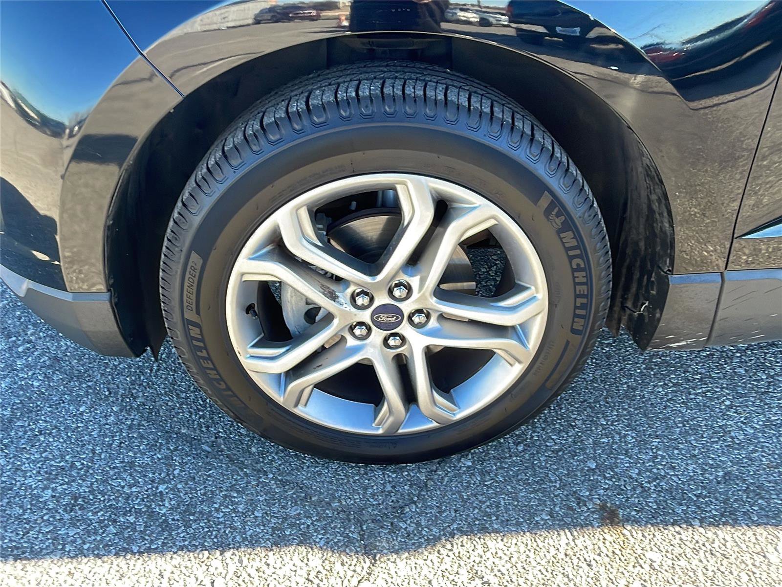 Used 2016 Ford Edge Titanium w/ Technology Package image 10