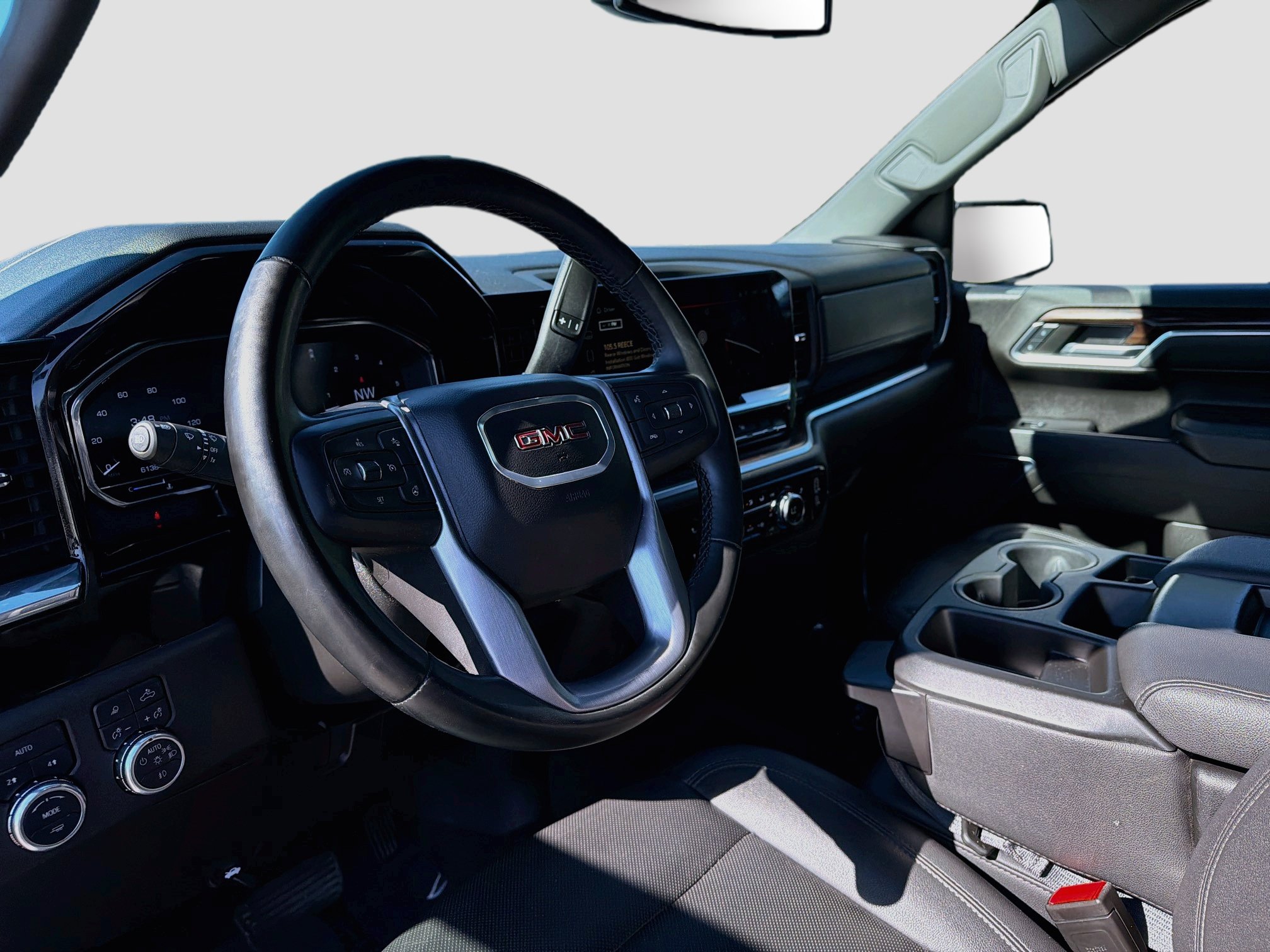 Used 2024 GMC Sierra 1500 SLT AWD/4WD image 24