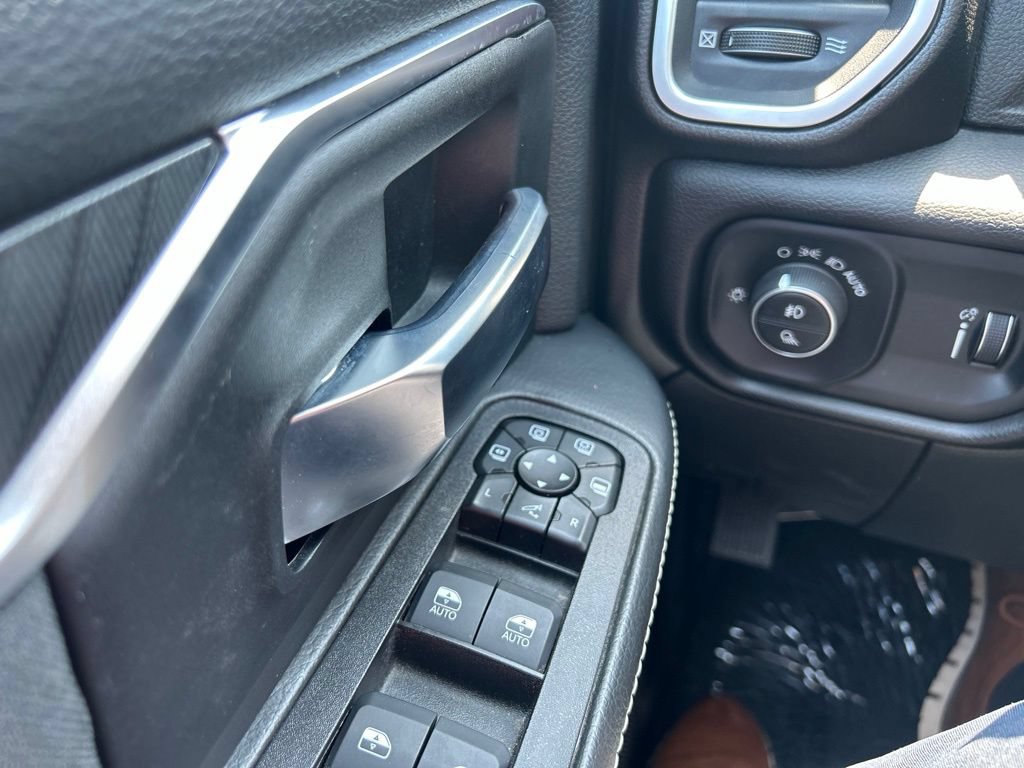 Used 2025 RAM 2500 Big Horn AWD/4WD image 25