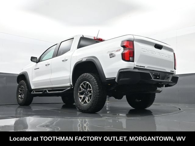 Used 2023 Chevrolet Colorado ZR2 AWD/4WD image 23