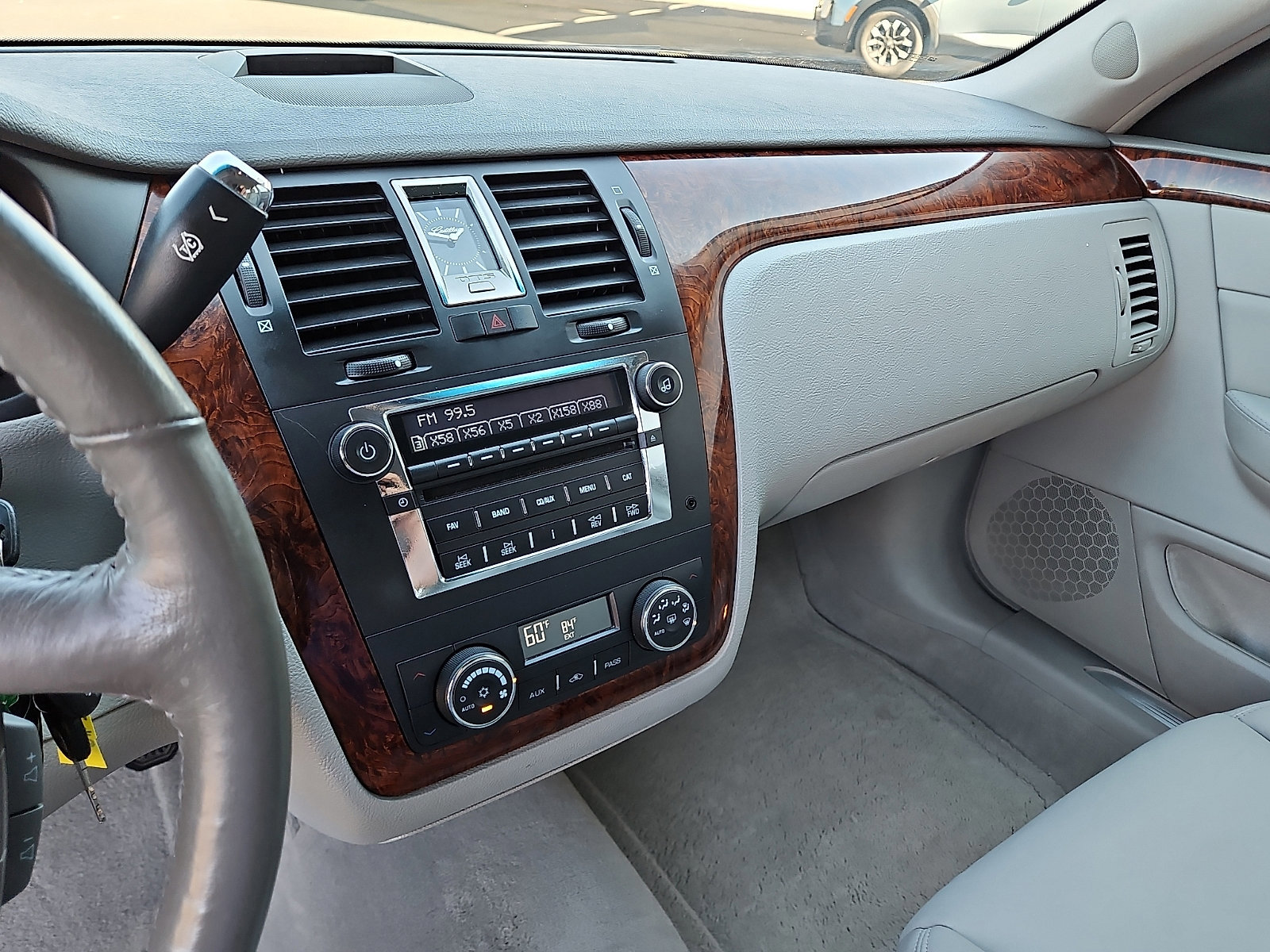 Used 2006 Cadillac DTS w/ Sun And Sound Package image 14