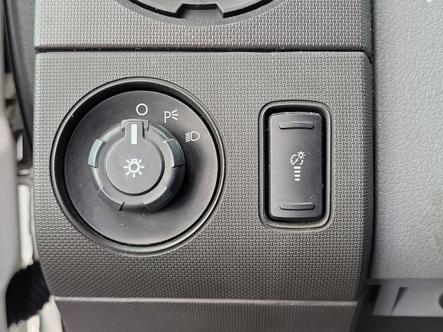Used 2015 Ford F550 Luxury RWD image 26
