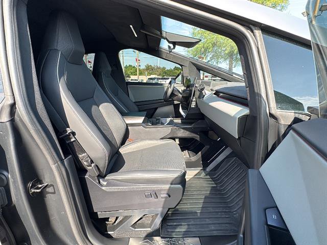 Used 2025 Tesla Cybertruck Cyberbeast AWD/4WD image 13