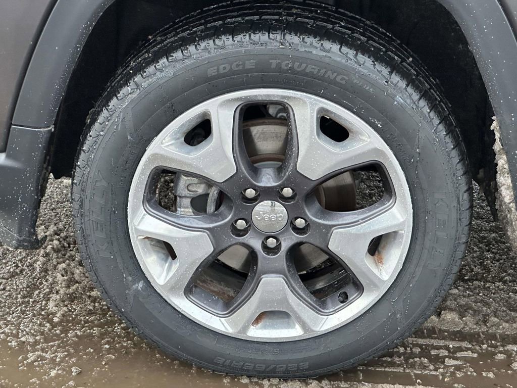 Used 2020 Jeep Compass Limited w/ Rear Convenience Group image 8