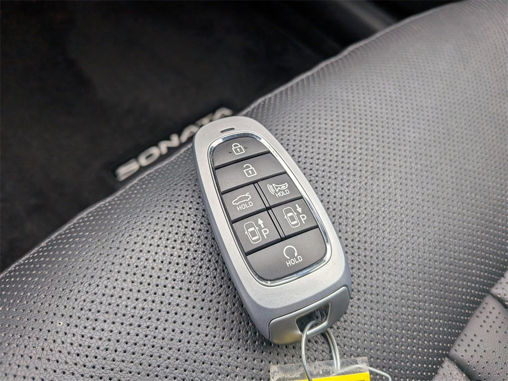 Used 2023 Hyundai Sonata Limited image 26