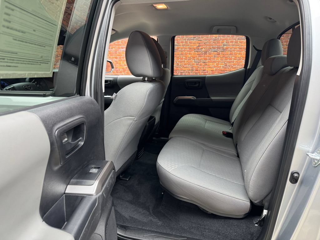 Used 2023 Toyota Tacoma SR5 w/ Technology Package AWD/4WD image 25
