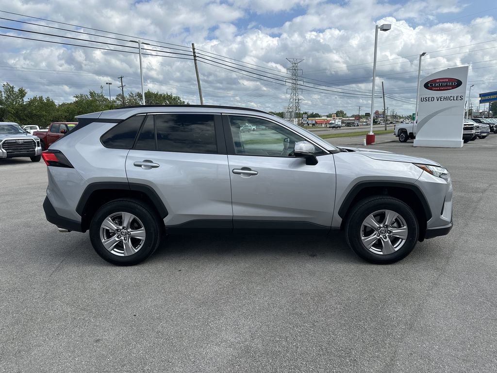 Certified 2025 Toyota RAV4 XLE AWD/4WD image 4