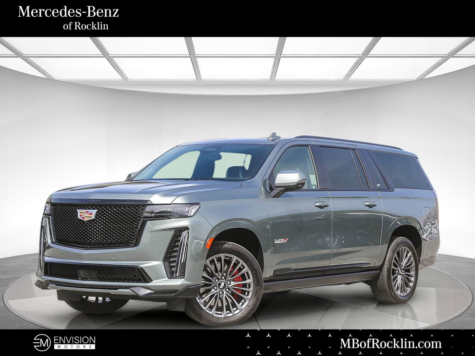 Used 2023 Cadillac Escalade ESV V