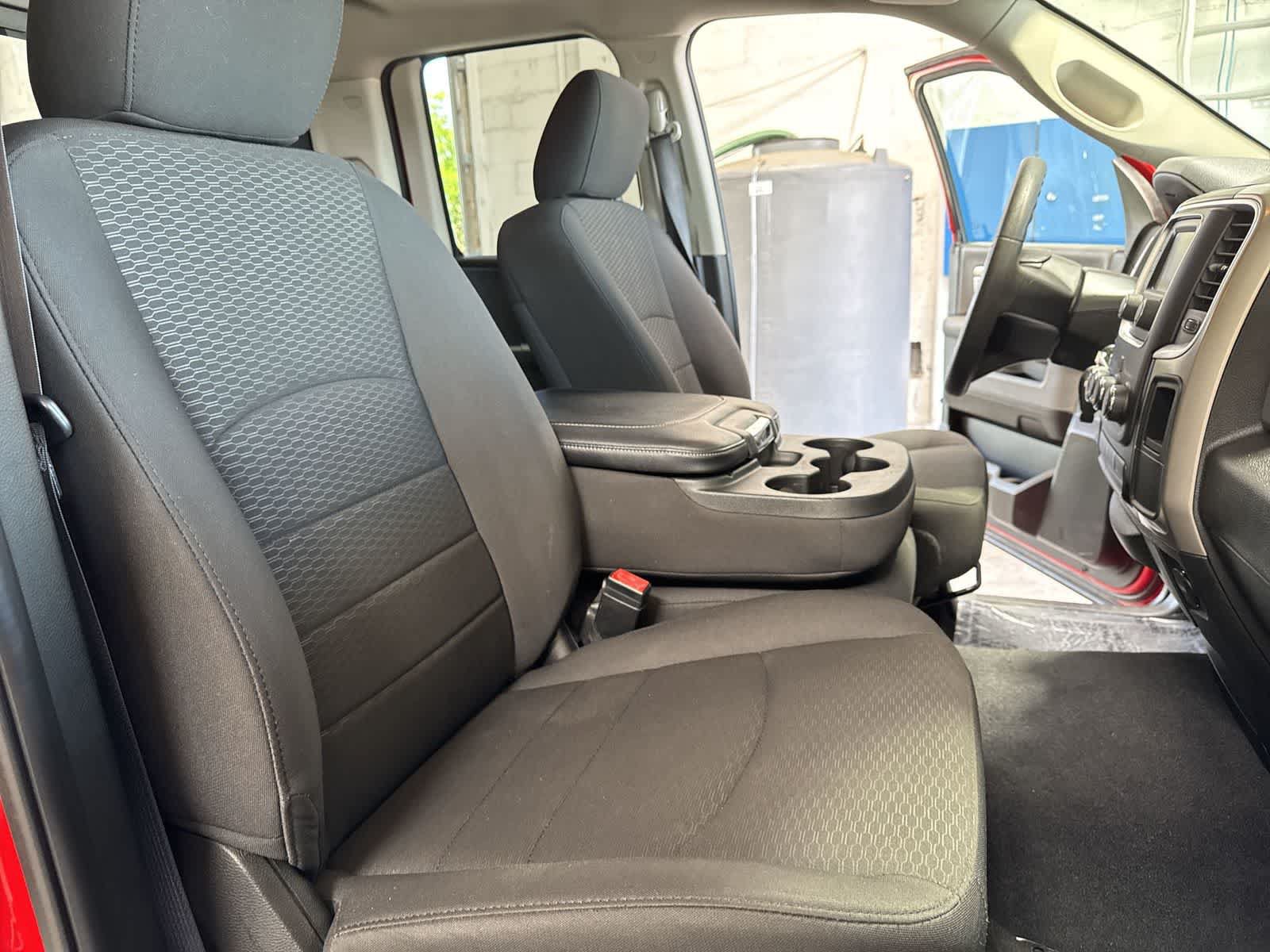 Used 2020 RAM 1500 Classic Warlock AWD/4WD image 28