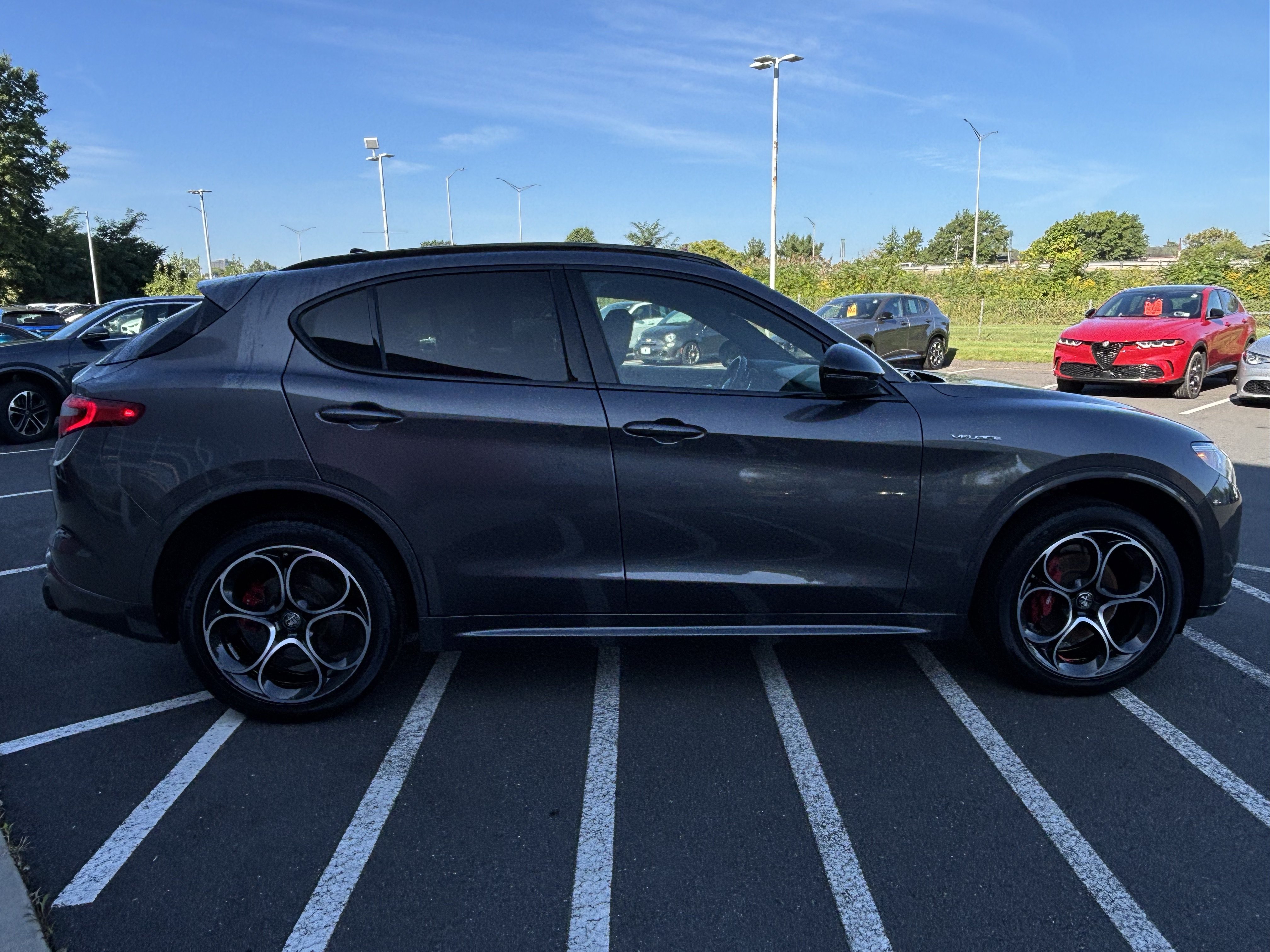 Certified 2023 Alfa Romeo Stelvio Veloce AWD/4WD image 8
