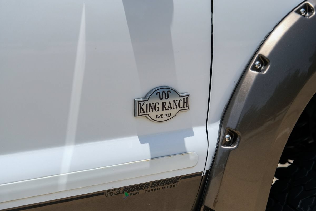 Used 2015 Ford F250 King Ranch w/ FX4 Off-Road Package AWD/4WD image 28