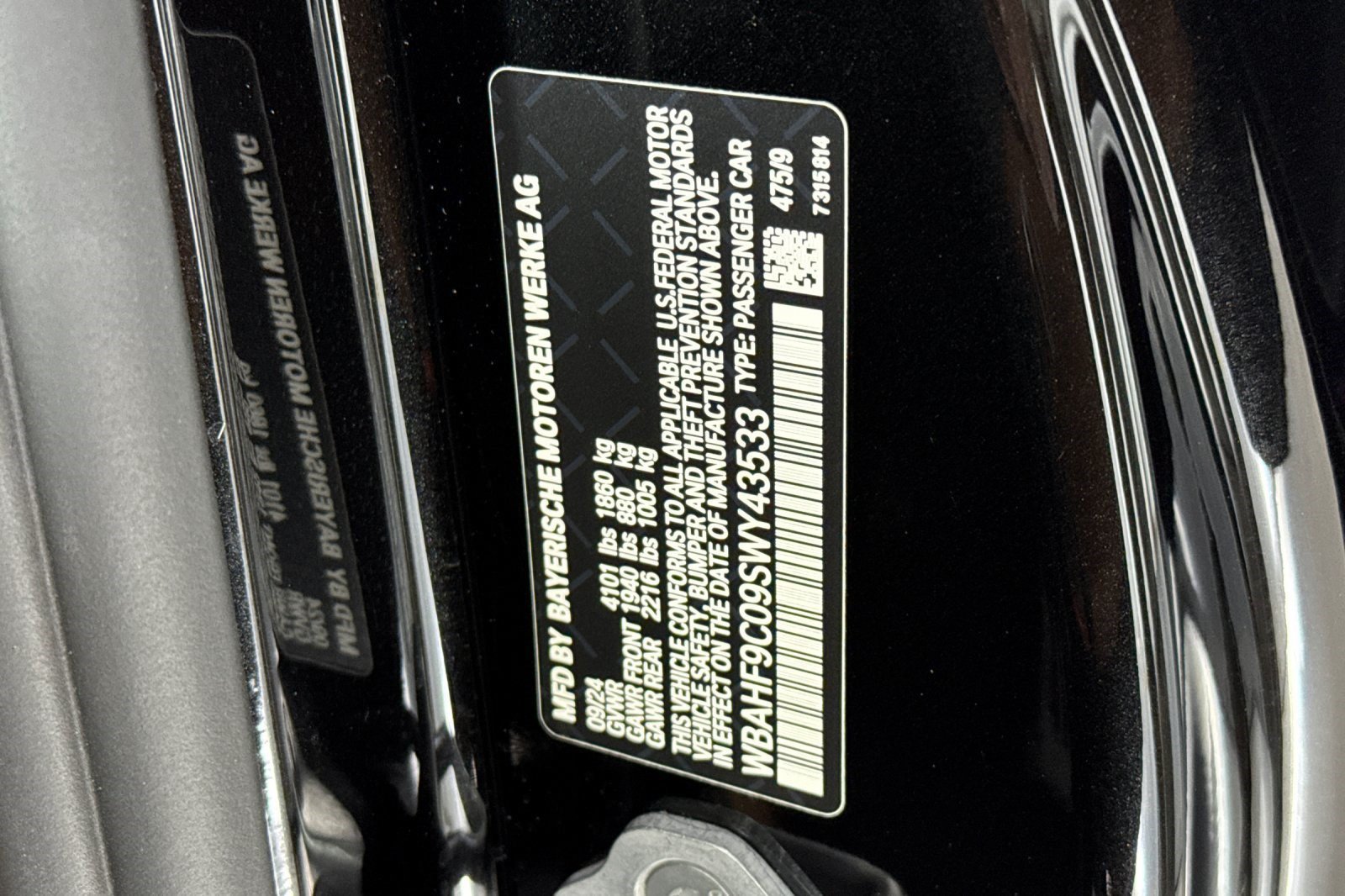 Used 2025 BMW Z4 M40i w/ Premium Package RWD image 24