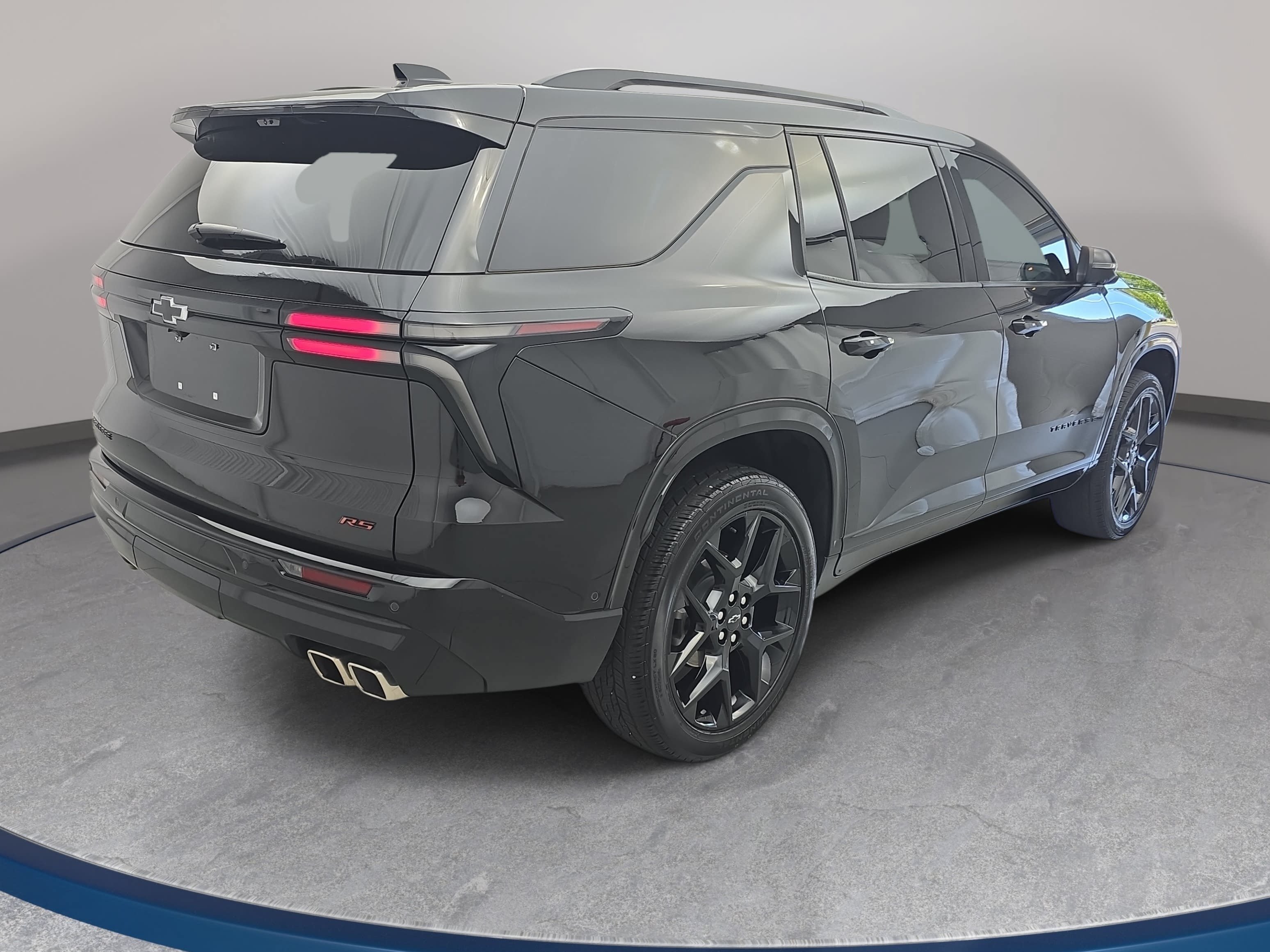 Used 2024 Chevrolet Traverse RS FWD image 5