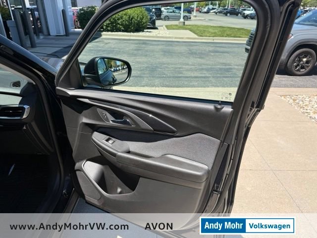 Used 2021 Chevrolet TrailBlazer LT w/ Convenience Package FWD image 19