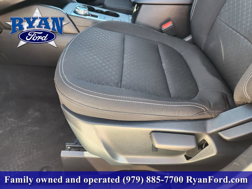 Certified 2025 Ford Escape Active FWD image 17