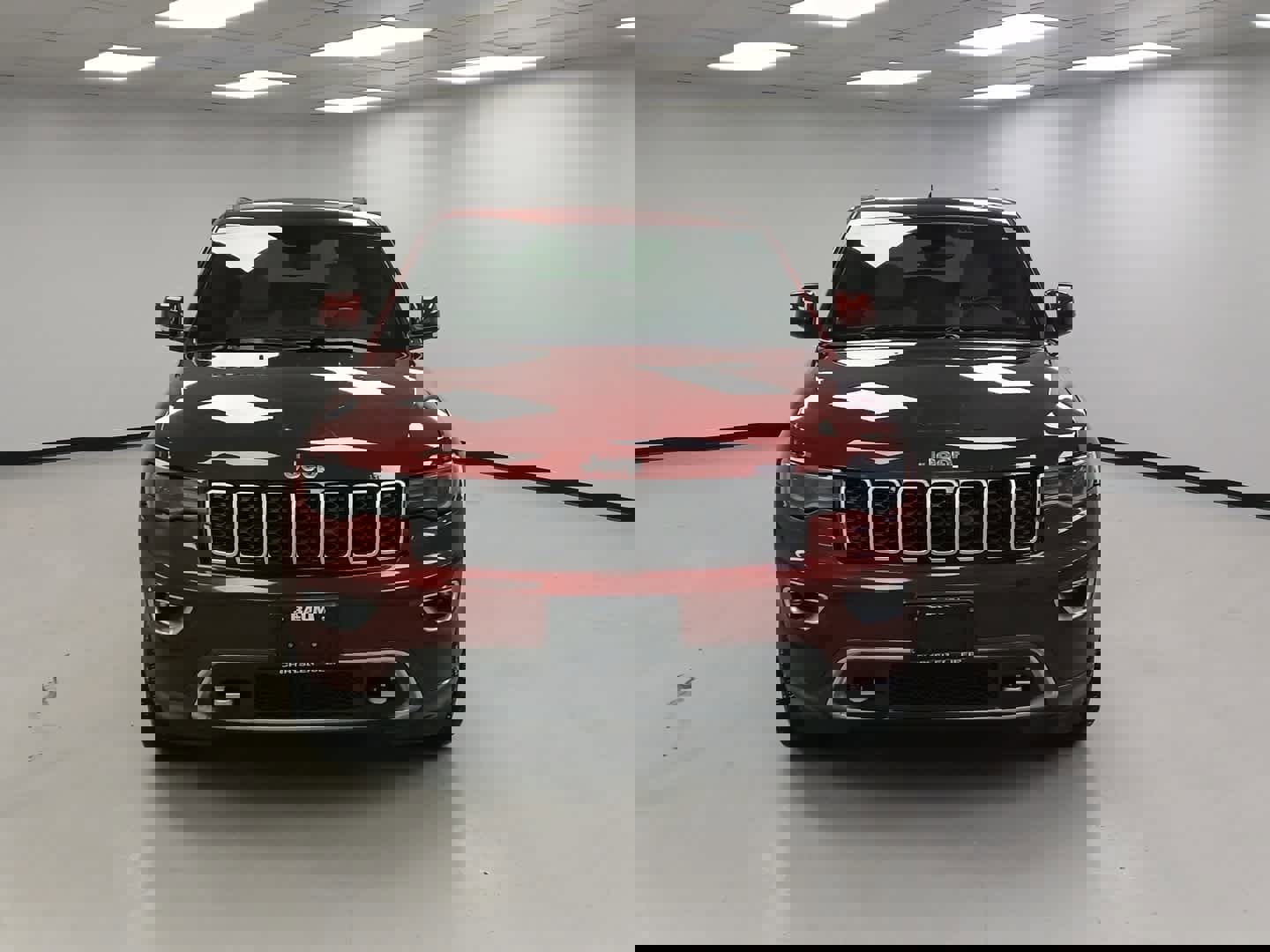 Used 2018 Jeep Grand Cherokee Limited image 3