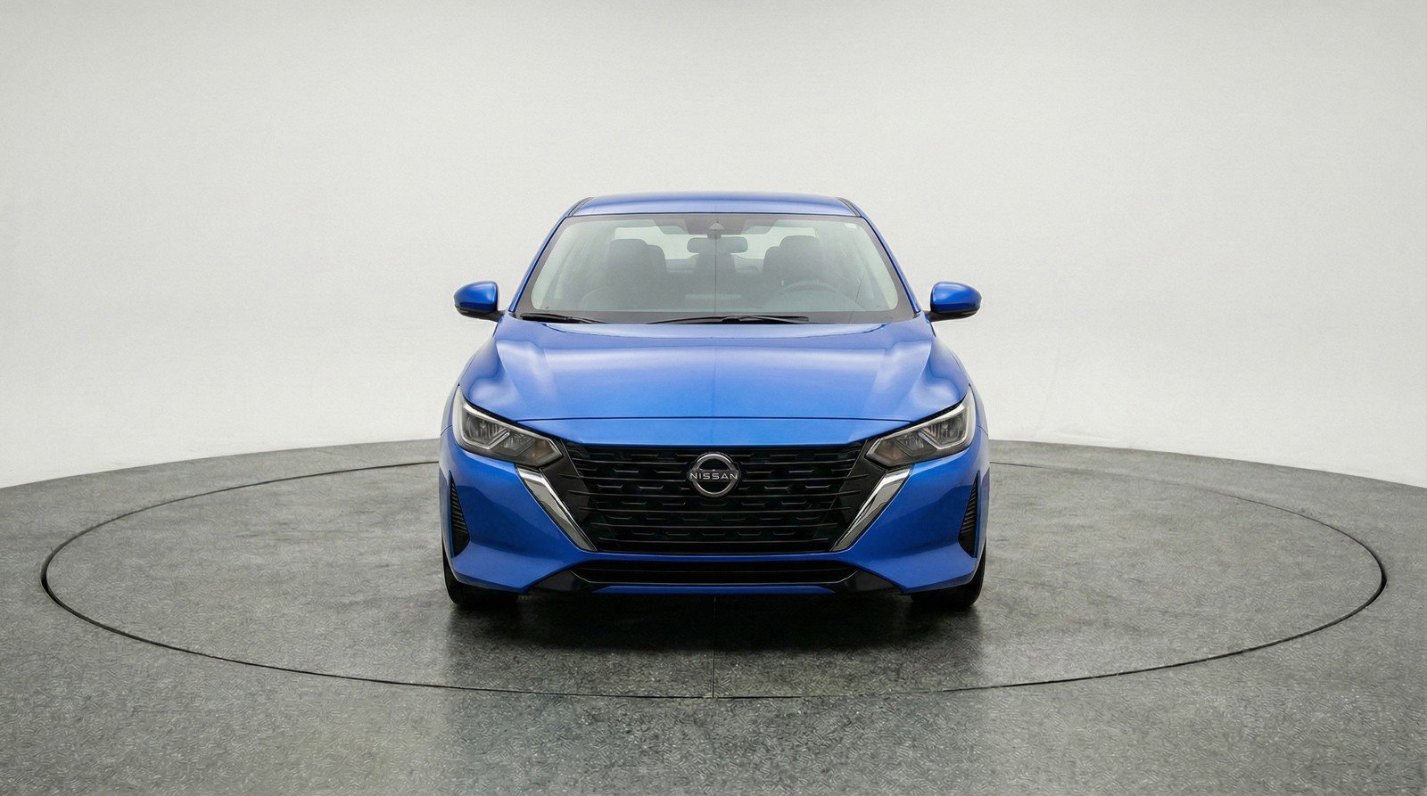 Used 2025 Nissan Sentra SV FWD image 2