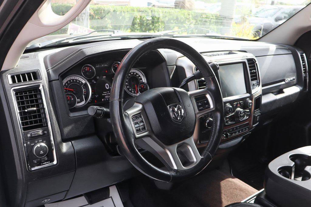 Used 2013 RAM 1500 Laramie w/ Convenience Group AWD/4WD image 18