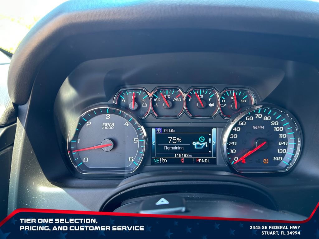 Used 2020 Chevrolet Suburban LT AWD/4WD image 20
