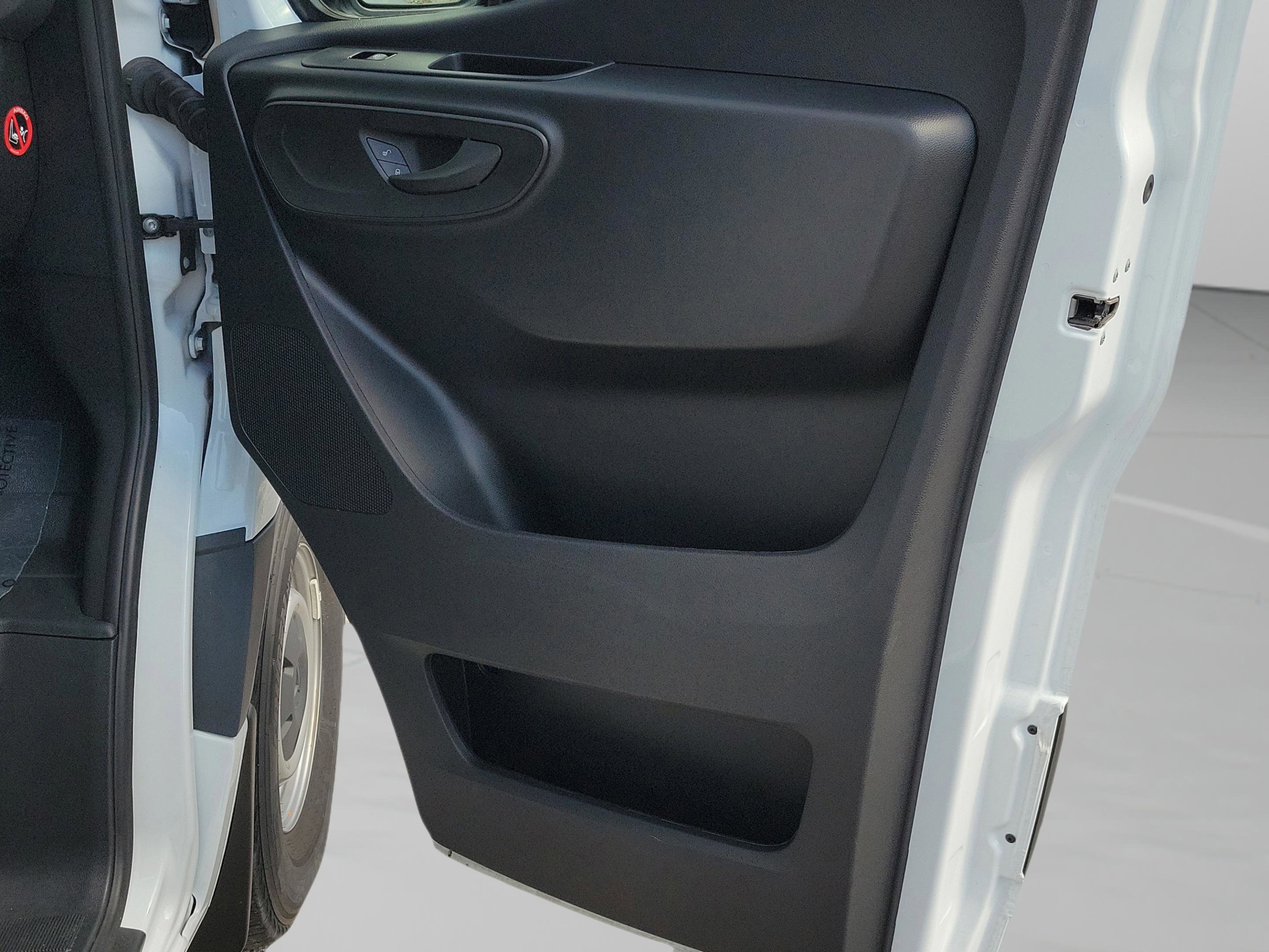 New 2025 Mercedes-Benz Sprinter 2500 image 24