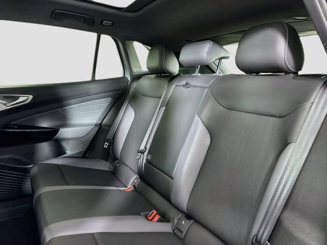 Used 2023 Volkswagen ID.4 Pro S AWD/4WD image 28