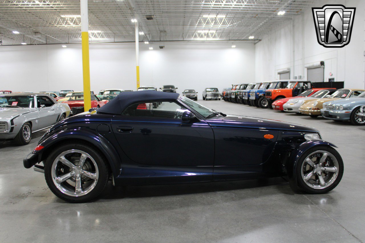Used 2001 Chrysler Prowler image 5