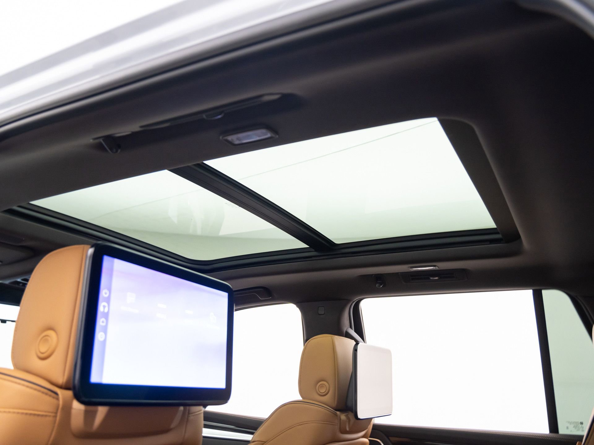 New 2026 Cadillac Escalade Luxury w/ Touring Package image 21