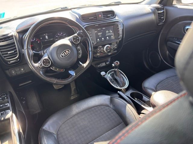 Used 2019 Kia Soul ! FWD image 16