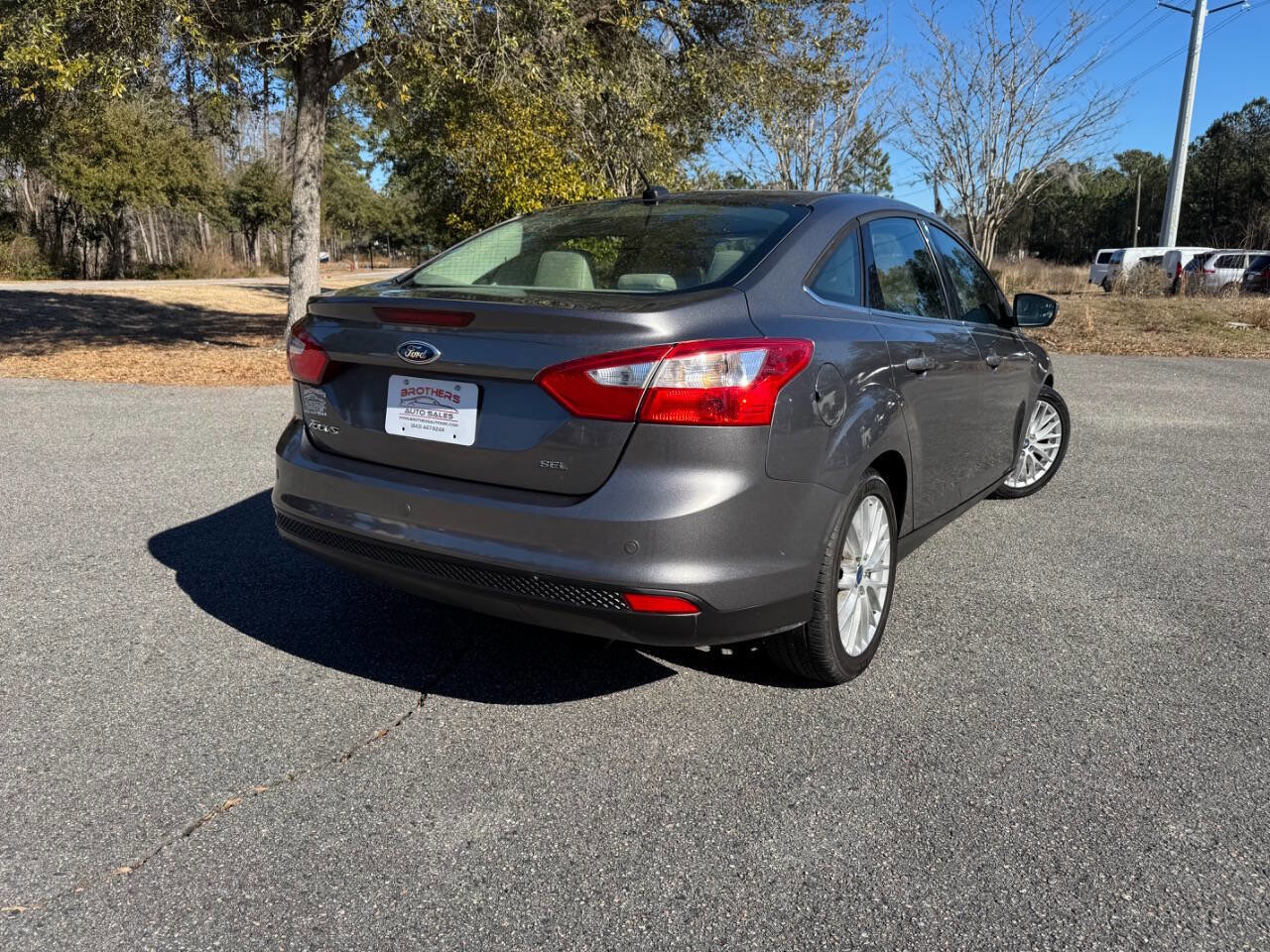 Used 2012 Ford Focus SEL image 35