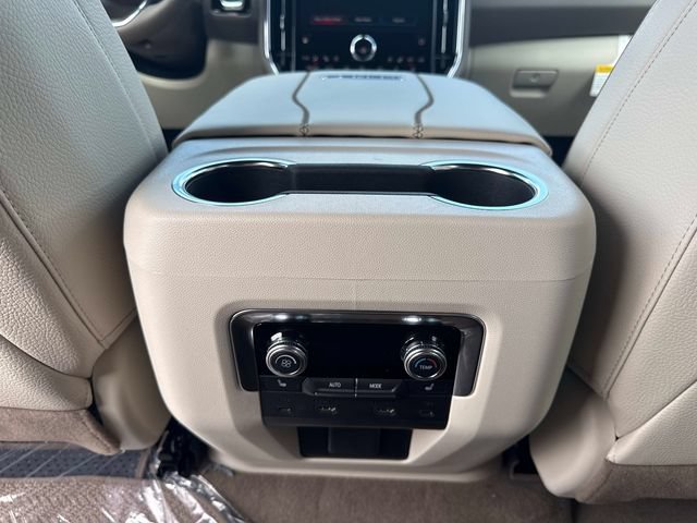 New 2026 GMC Yukon XL Denali w/ Denali Reserve Package AWD/4WD image 18