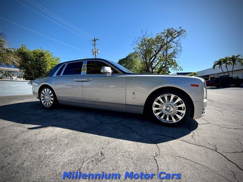 Used 2018 Rolls-Royce Phantom Sedan RWD image 10