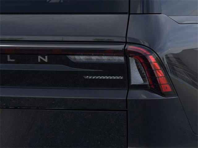 New 2025 Lincoln Navigator Reserve w/ Jet Appearance Package image 21