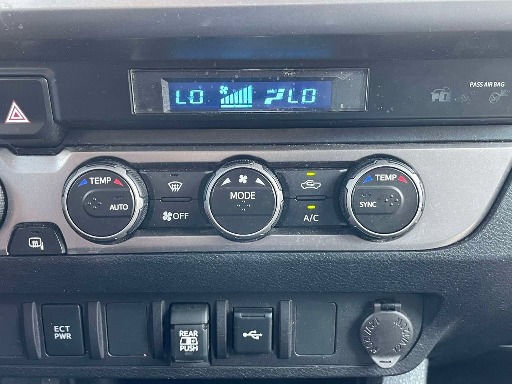 Used 2023 Toyota Tacoma SR5 AWD/4WD image 29