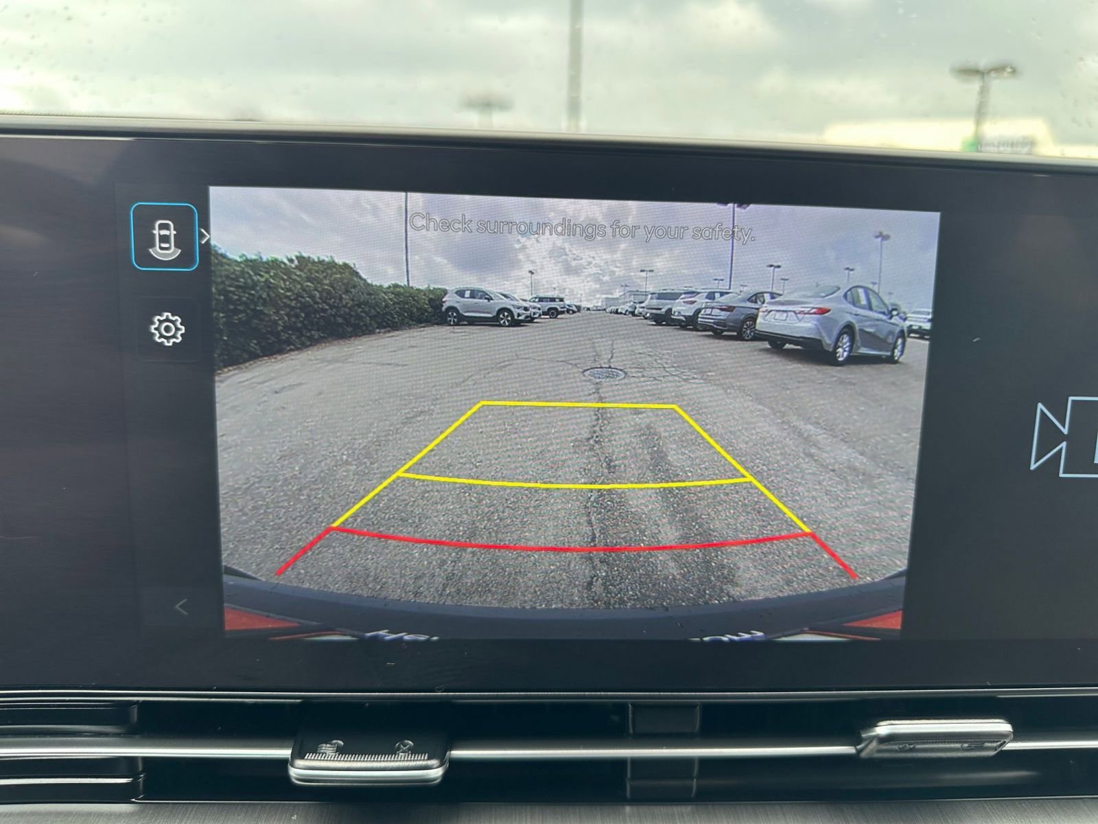 Used 2025 Hyundai Kona SEL image 17