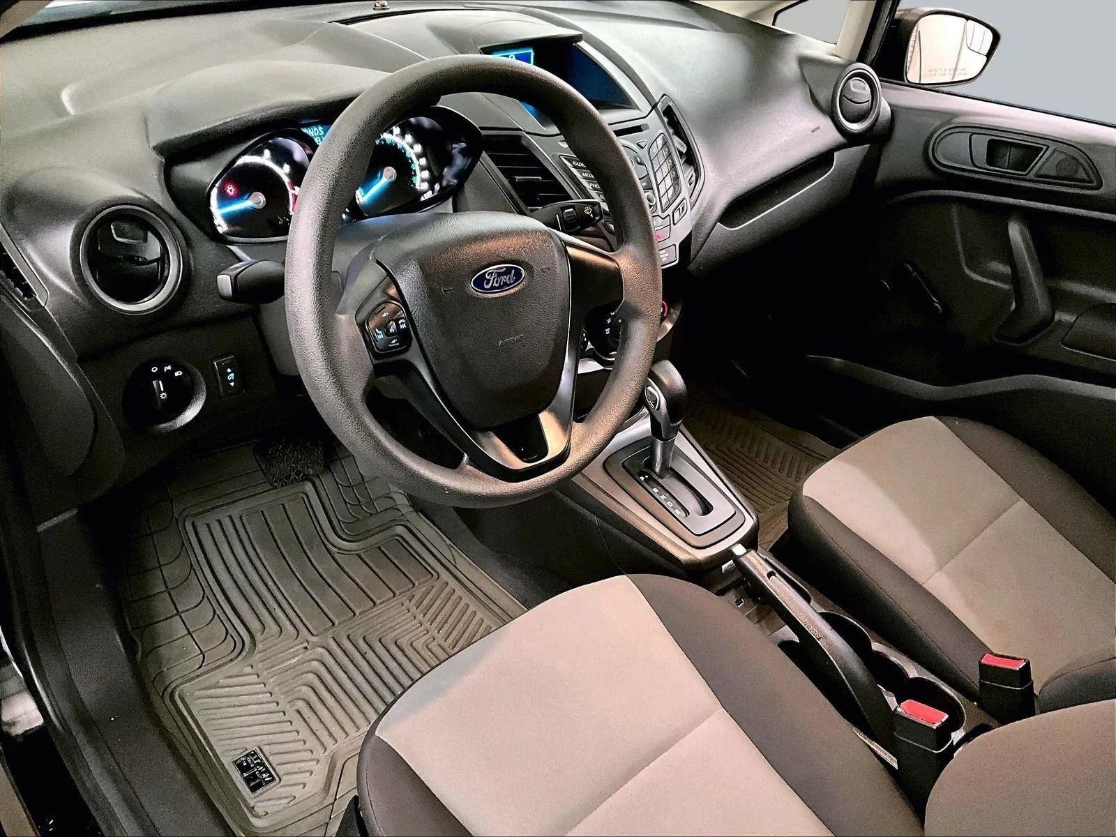 Used 2016 Ford Fiesta S image 12