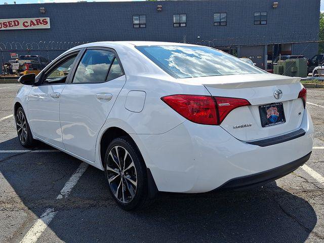 Certified 2019 Toyota Corolla SE FWD image 3