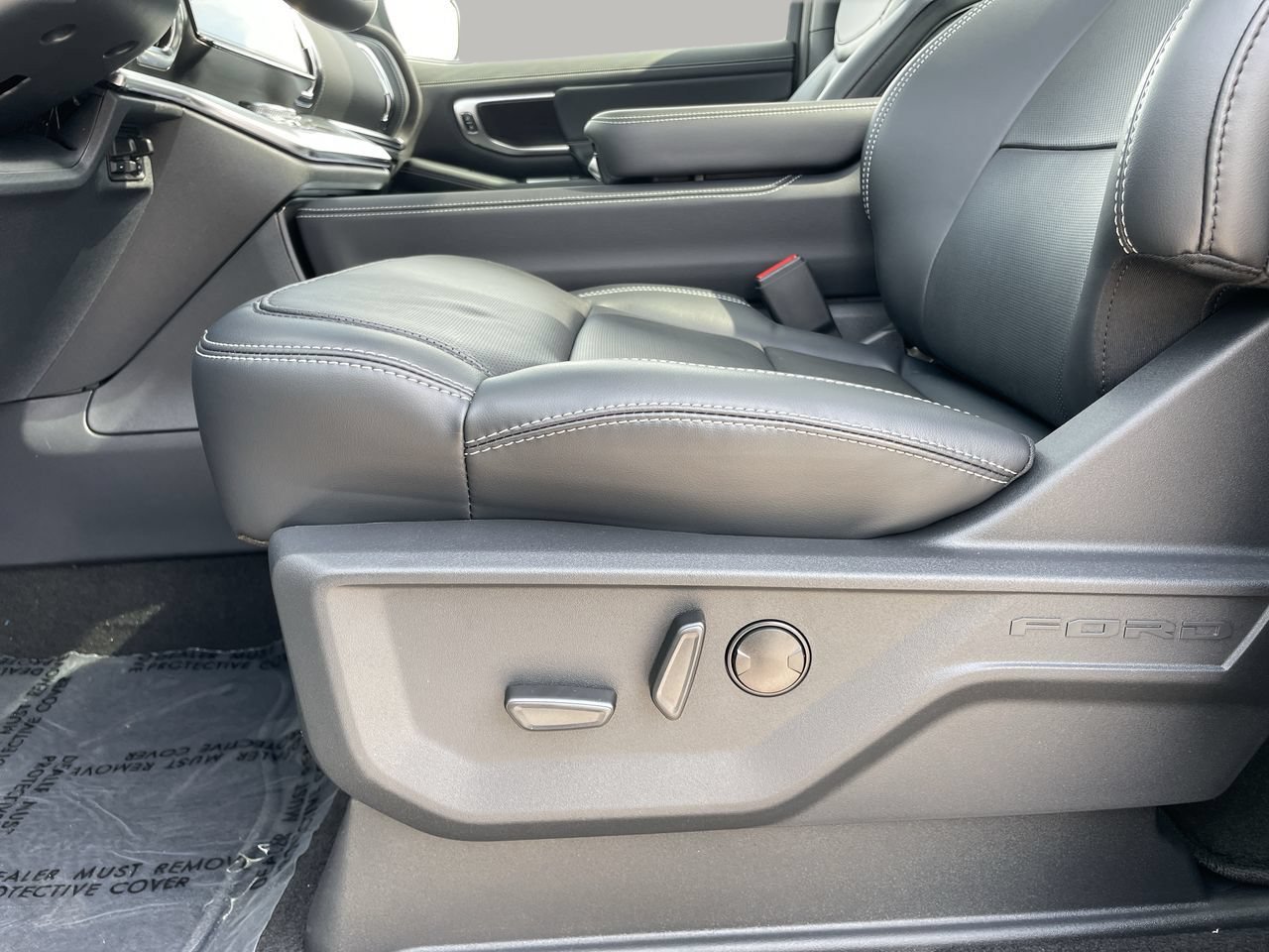 New 2027 Ford Expedition Max Platinum w/ Stealth Performance Package AWD/4WD image 22