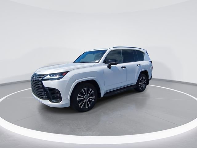 Used 2024 Lexus LX 600 4WD w/ Appearance Package image 4