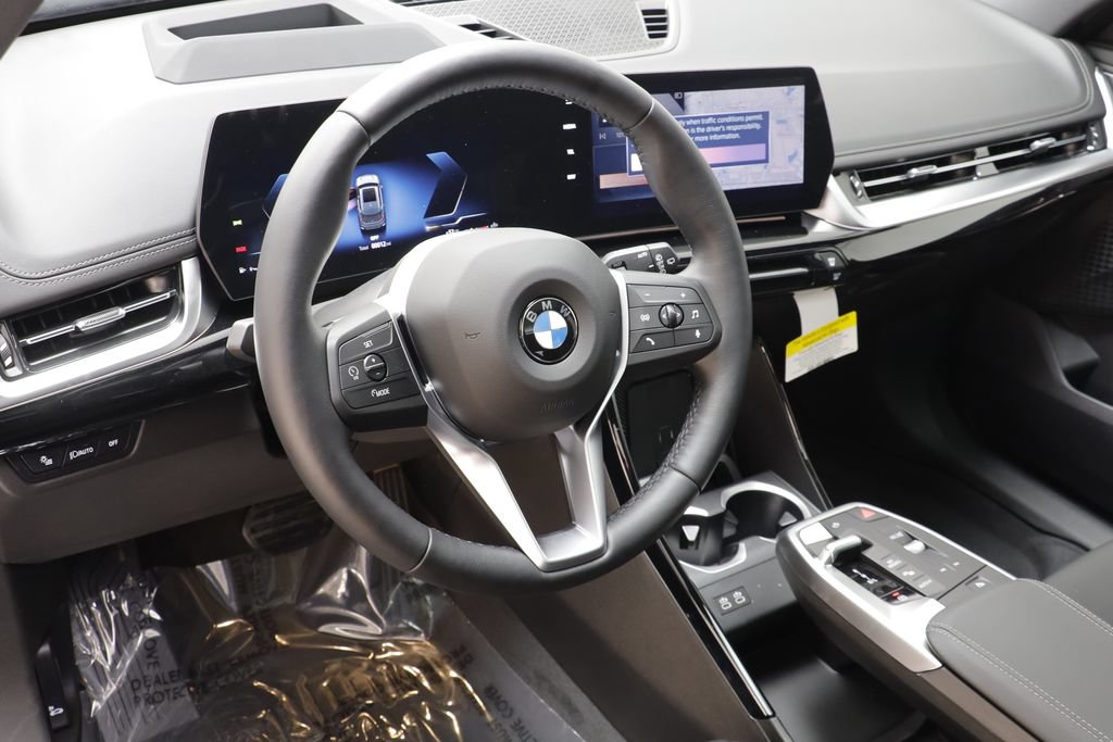New 2026 BMW X1 xDrive28i w/ Technology Package AWD/4WD image 7