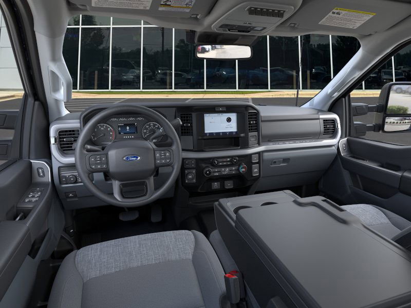 New 2025 Ford F250 XLT w/ FX4 Off-Road Package image 9