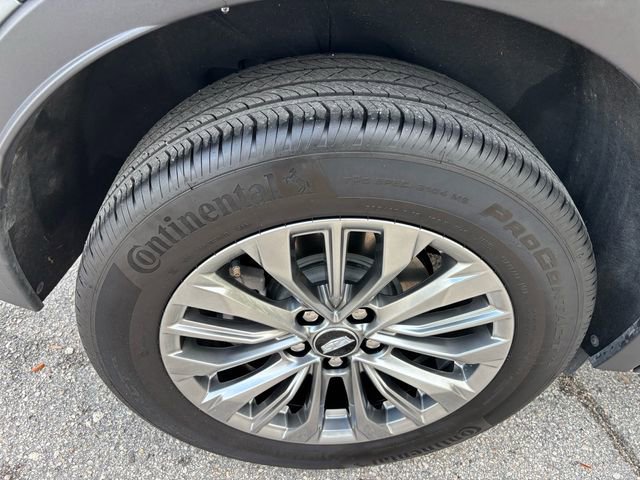 Used 2025 Cadillac XT4 Premium Luxury image 20