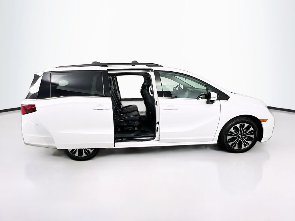 Used 2025 Honda Odyssey Elite image 8