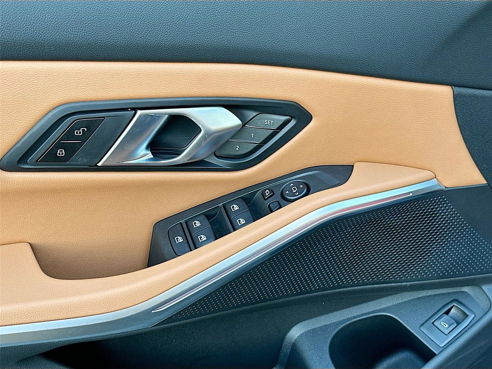 New 2026 BMW 330i xDrive Sedan w/ Convenience Package image 16