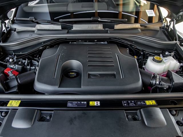 New 2025 Land Rover Range Rover Sport Dynamic SE image 31