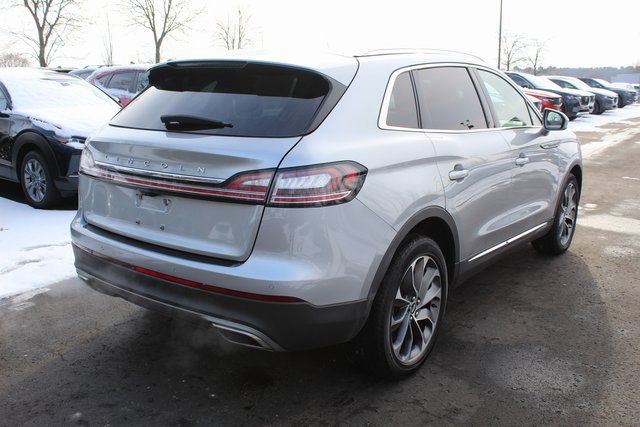 Certified 2022 Lincoln Nautilus Reserve image 3