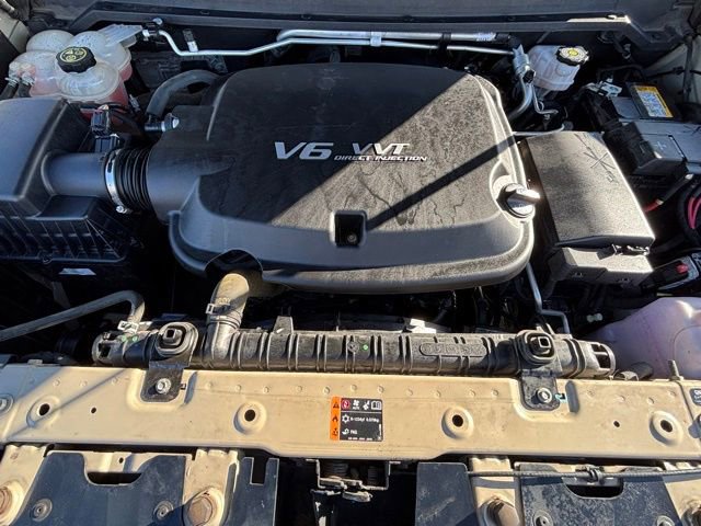 Used 2021 Chevrolet Colorado Z71 w/ Safety Package image 27