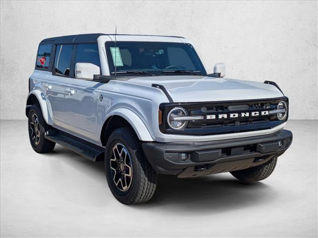New 2025 Ford Bronco Outer Banks image 7